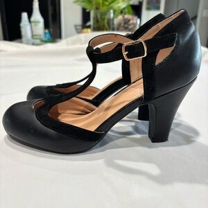 JG T-strap black heels pumps Mary janes